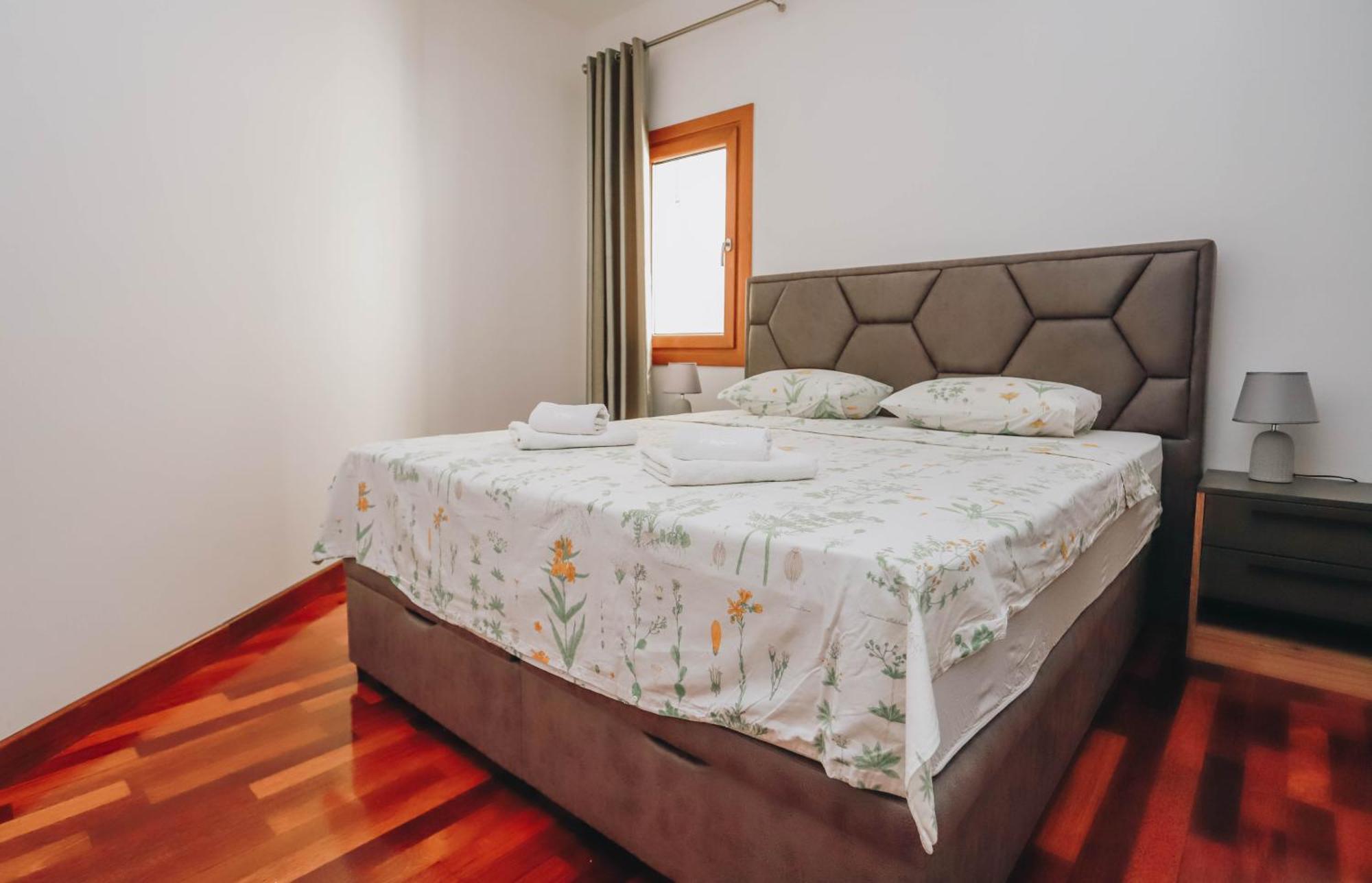 Apartment Near Ponta Nova Of Rafailovici Becici  Exterior photo
